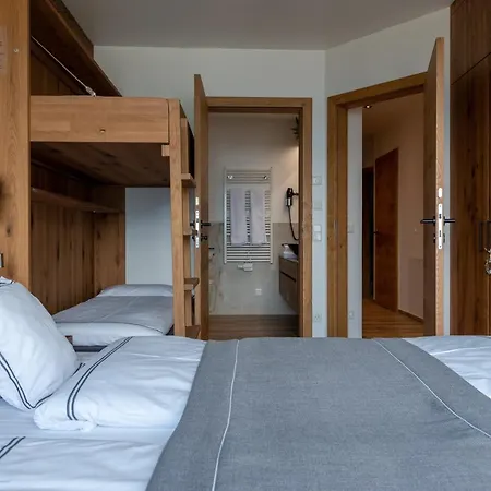 Adlerhorst 1 Zell Am With Private Sauna *