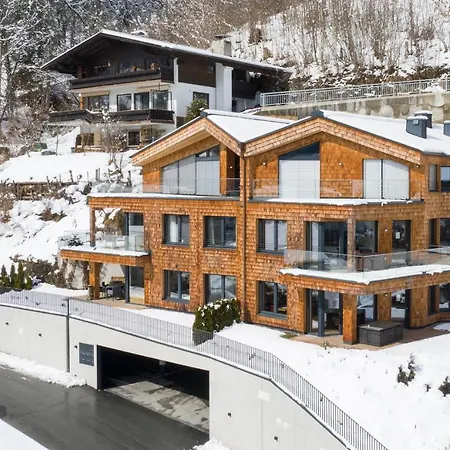 Adlerhorst 1 Zell Am With Private Sauna And Zell Am Kaprun Summercard In Summer شقة *